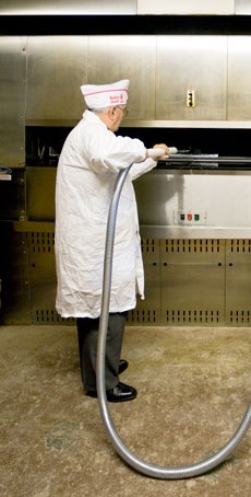 Profesionalni sesalec za sesanje pekovskih peči W1 BakeVac - slika 4